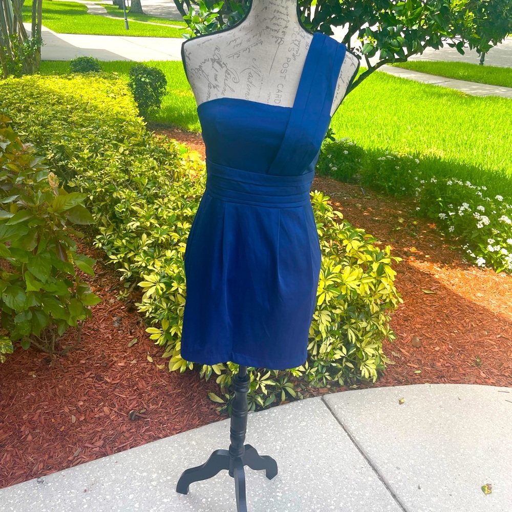 Forever 21 Women's Cocktail Dress Short Royal Blue One Shoulder Sz Small